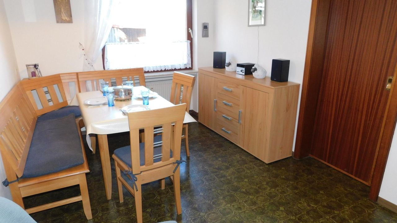 komfortables Esszimmer komfortables Esszimmer